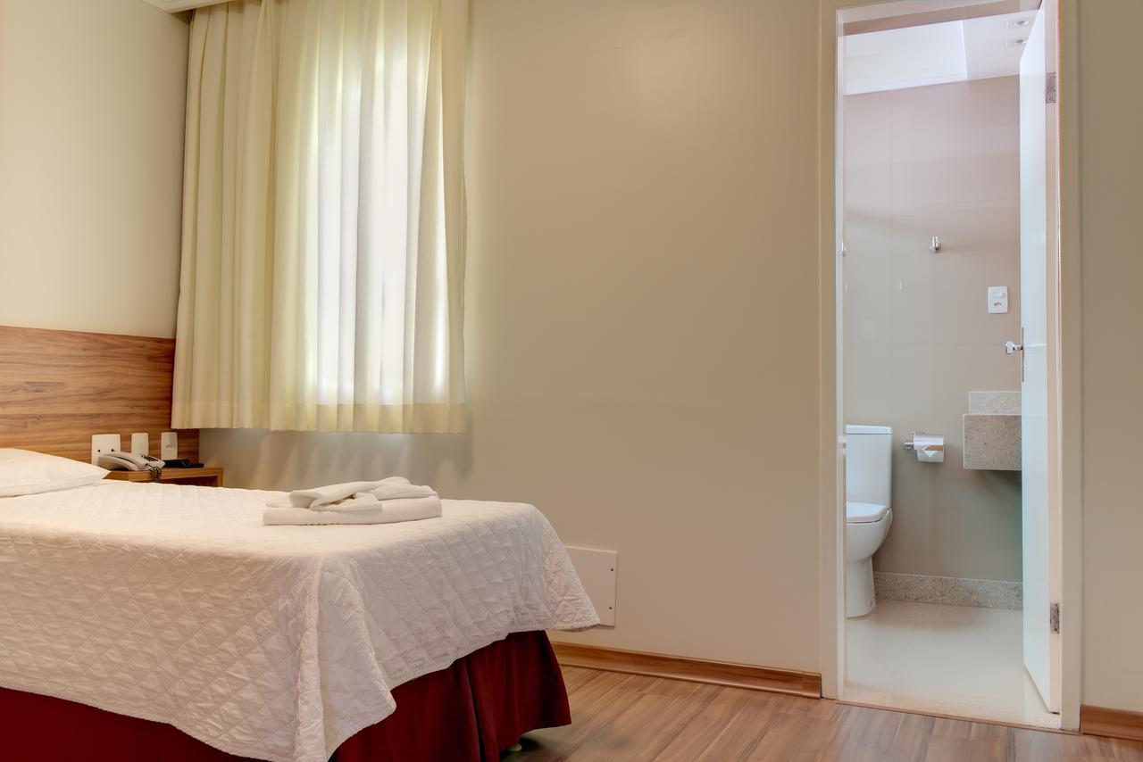 Hotel Villareal Conselheiro Lafaiete Buitenkant foto